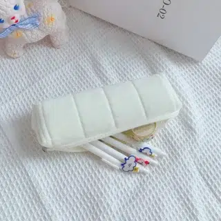 Trousse en Peluche Kawaii Blanche