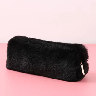 Trousse Fille en Peluche Kawaii Noire