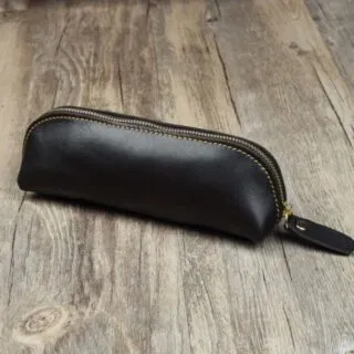 Trousse en Cuir Vintage